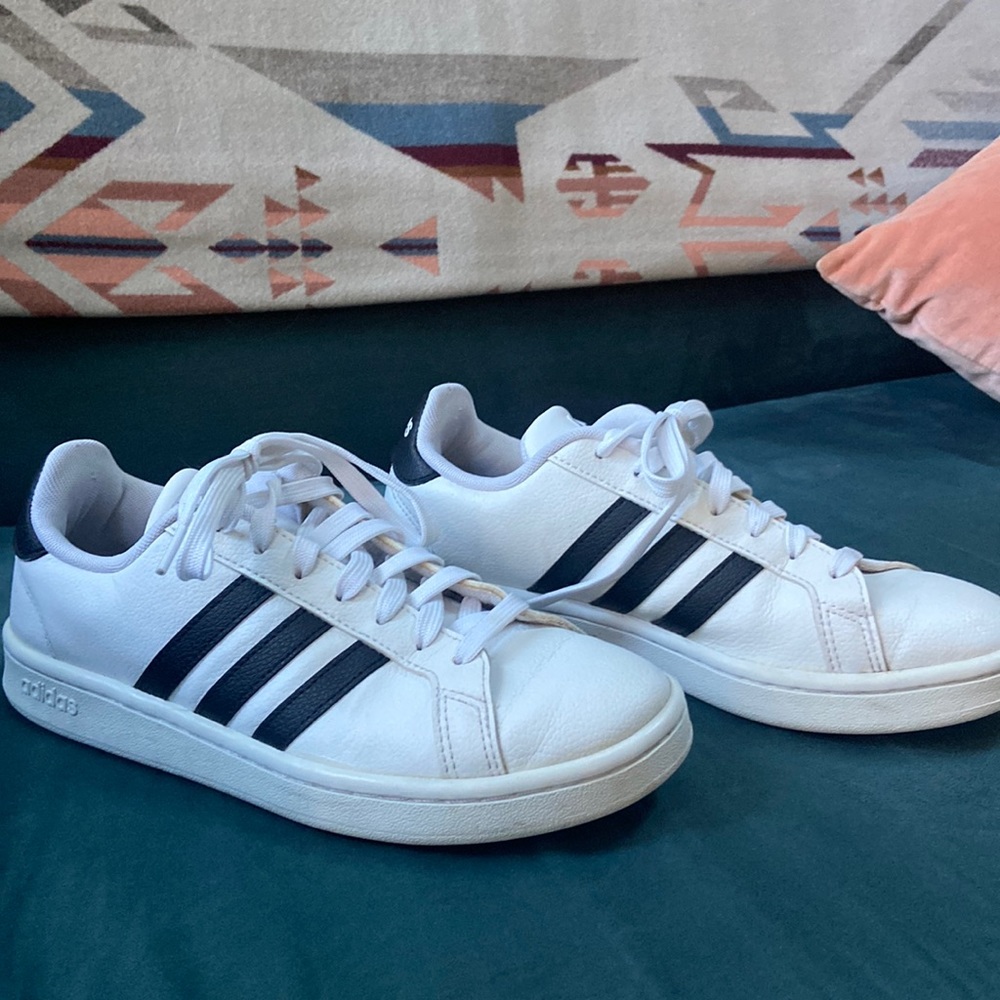 Adidas Grand Court Tennis Shoes 7.5